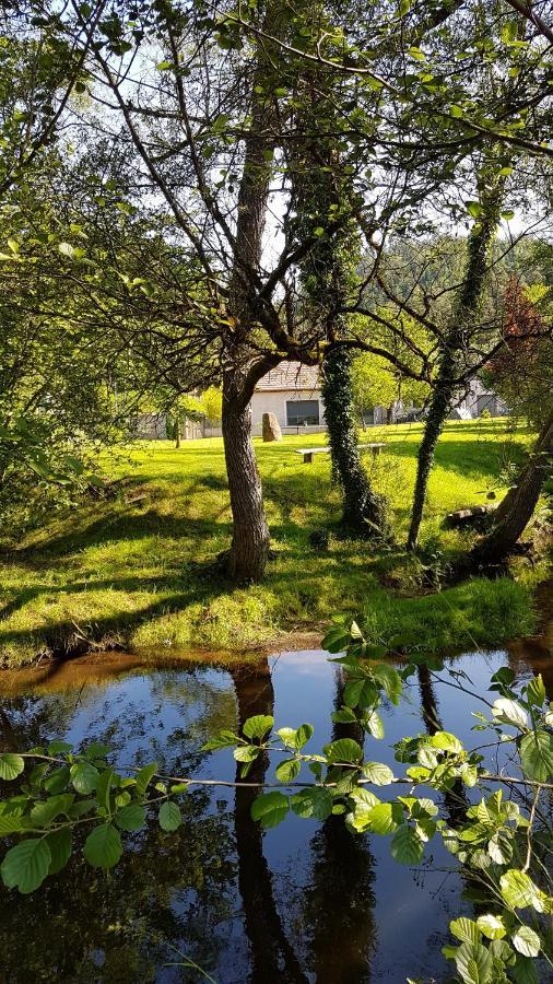 La Maison De Louise Pierre Percee Bagian luar foto